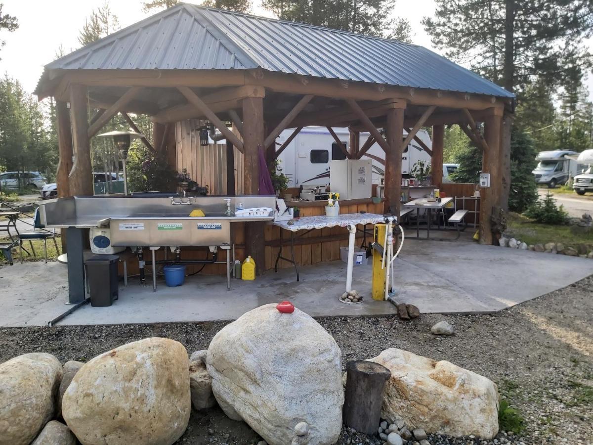 Blue River Cabins & Campgrounds Exterior foto